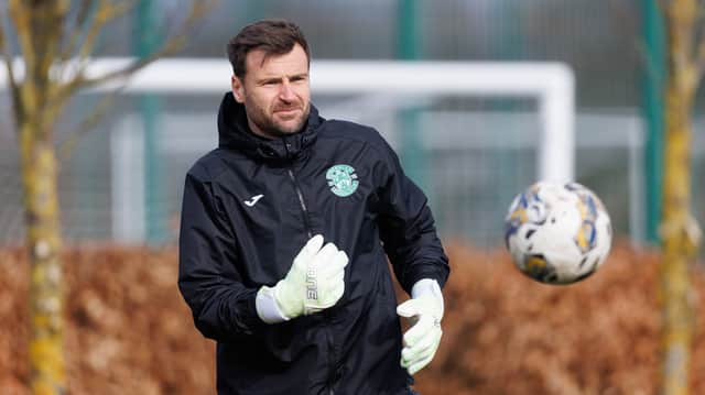 Hibs veteran delivers Old Firm warning to missile throwing fans