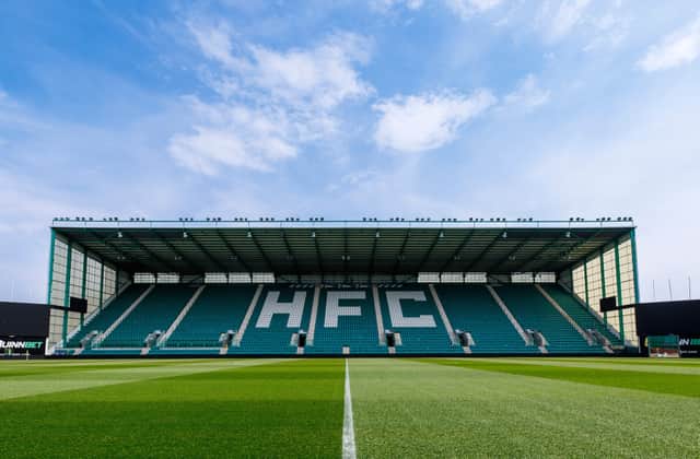 A former Hibs captain is keen on an Easter Road reunion.